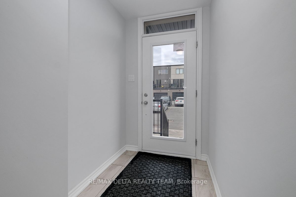 Additional image 4 of 11-716 Kizis Private, Ottawa, ON, K1K 5A8