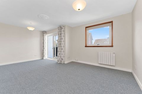 Ransome Gardens, Clermiston, Edinburgh EH4