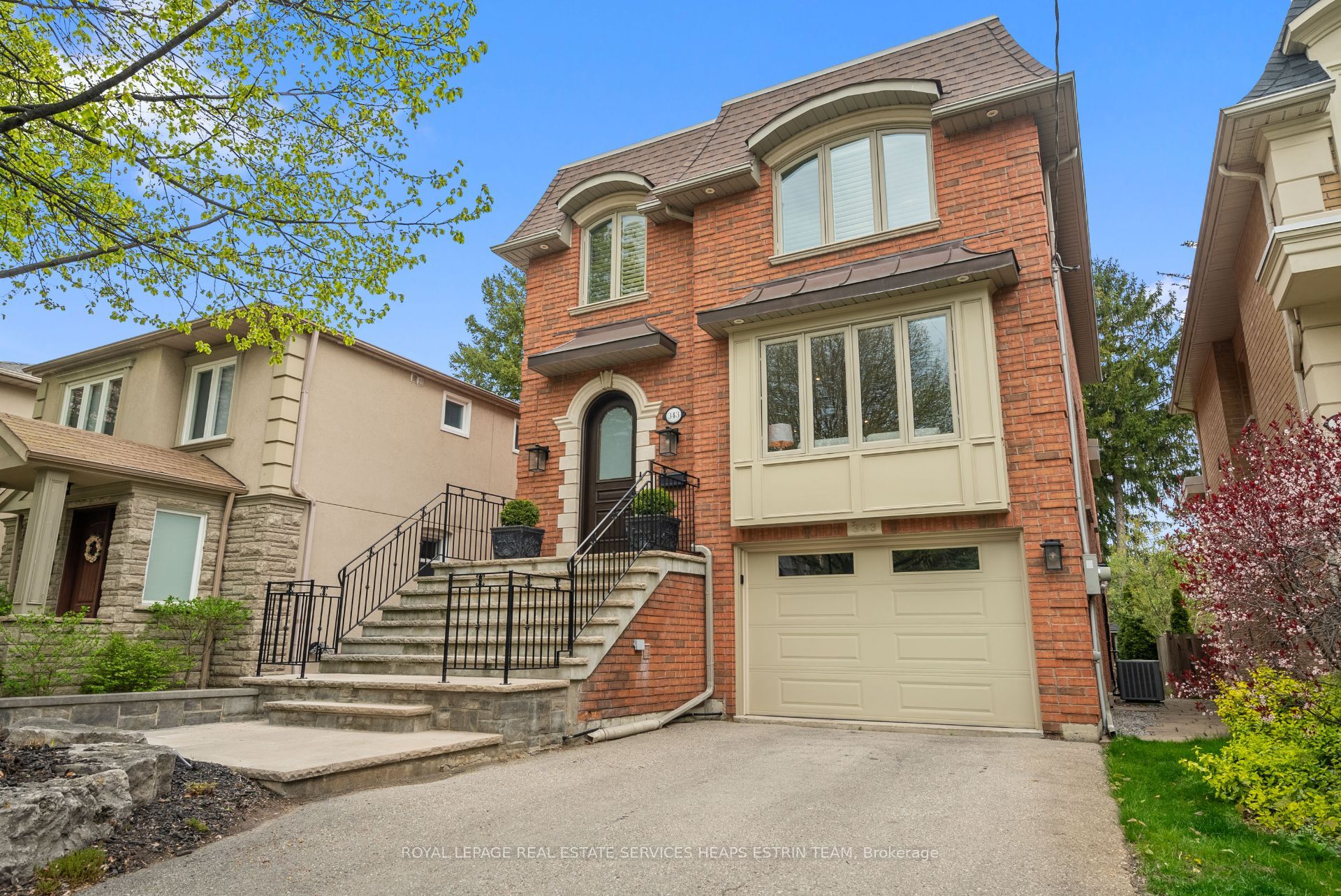 Additional image 2 of 343 Laird Drive, Toronto, ON, M4G 3Y1