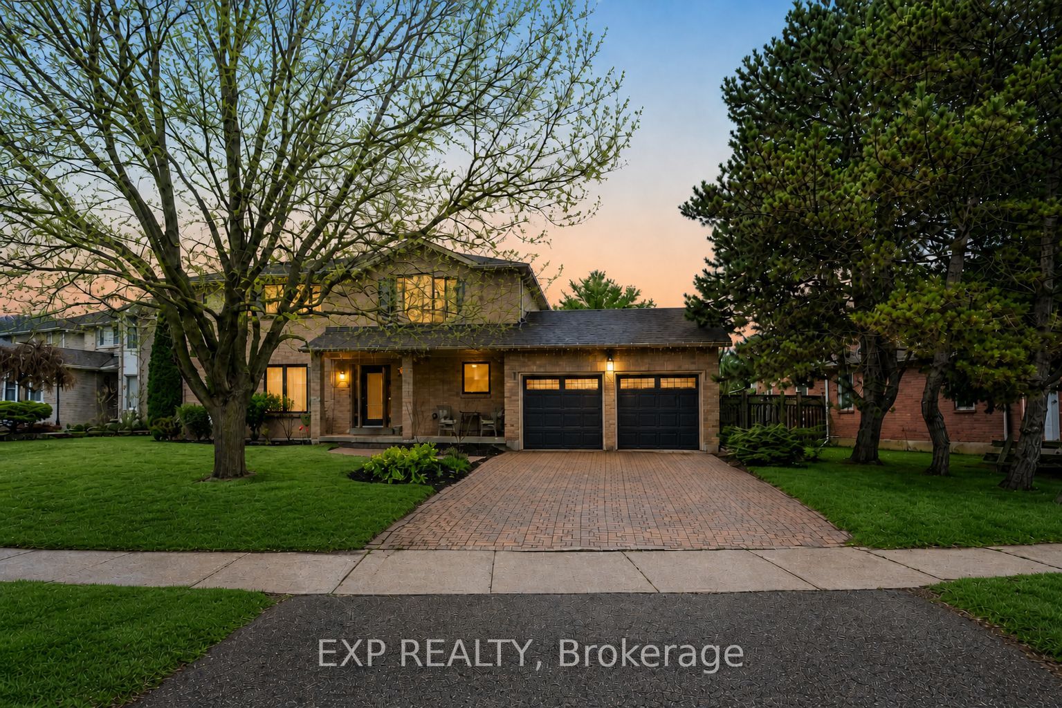 Additional image 2 of 90 Brillinger Street, Richmond Hill, ON, L4C 8Y3