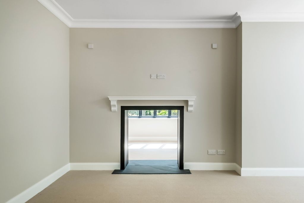 Additional image 6 of 4 bed detached house to rentShovelstrode Lodge, Shovelstrode Lane, East Grinstead RH19