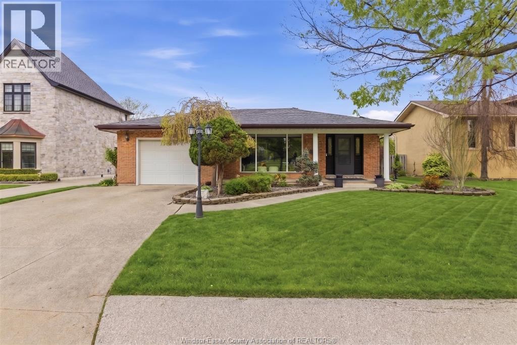362 Pentilly , Tecumseh, ON, N8N2K9