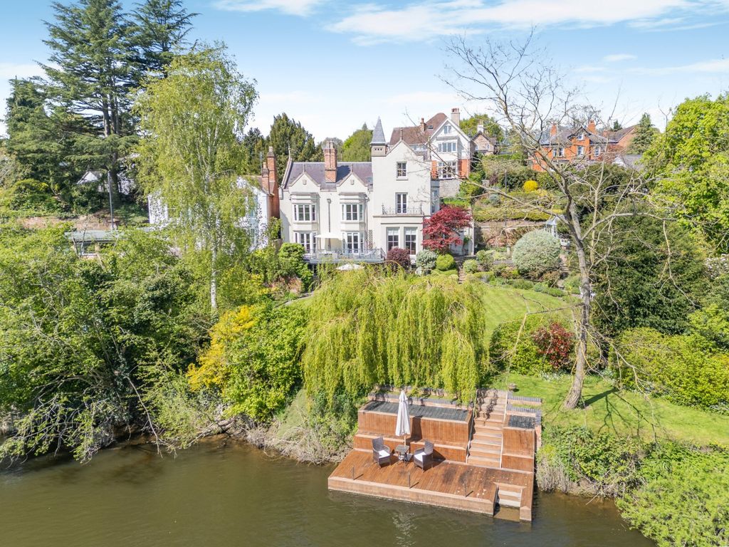 5 bed detached house for saleNew Street, Shrewsbury, Shropshire SY3