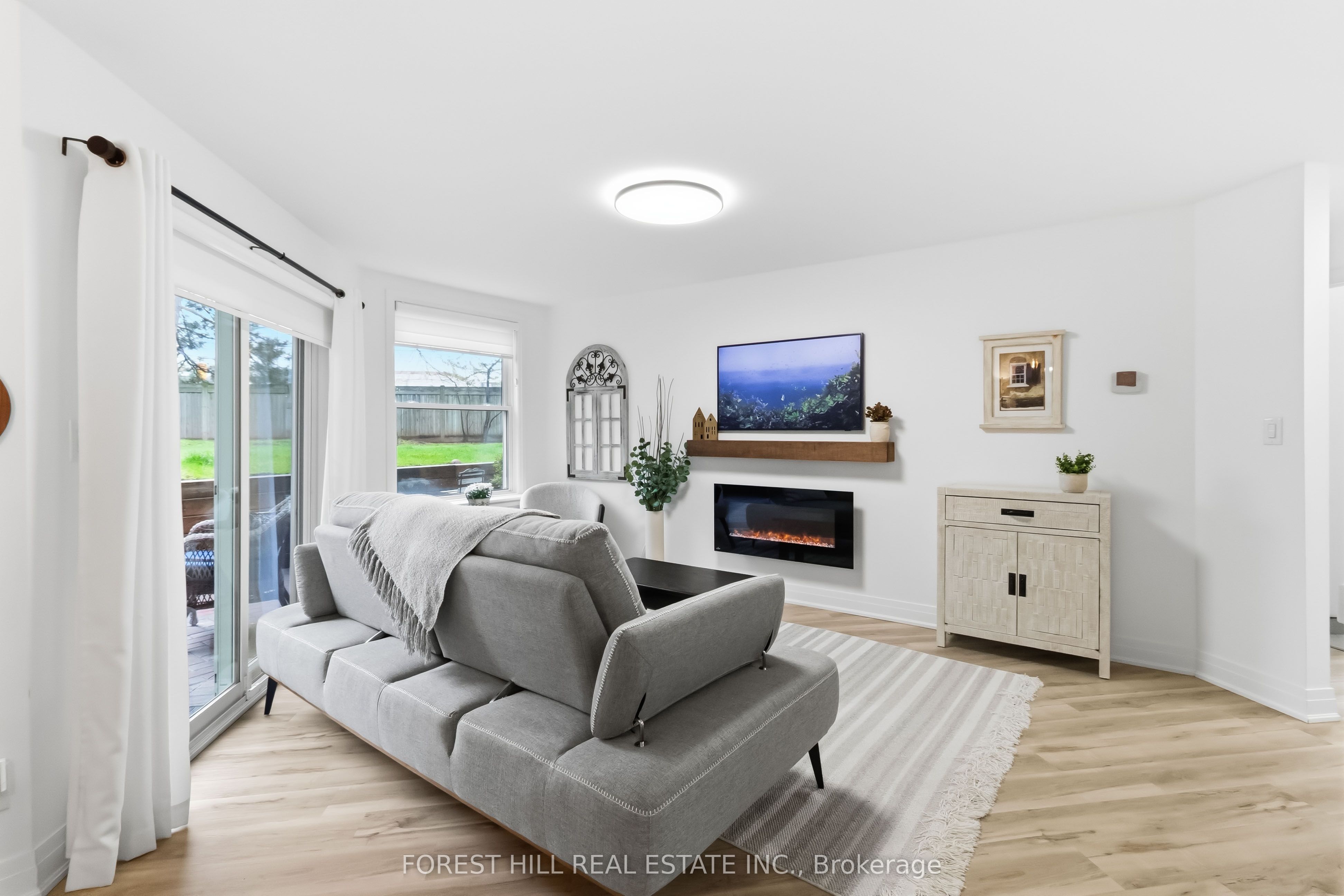 Additional image 3 of 109-1220 Thorpe Road, Burlington, ON, L7S 2H3