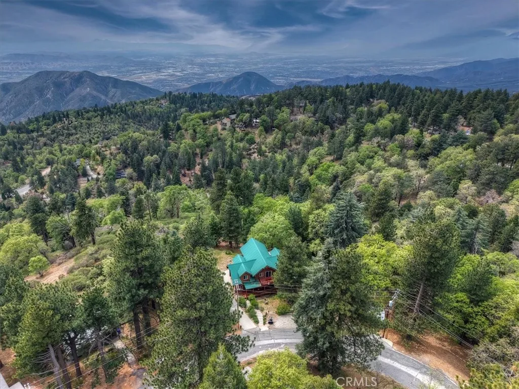 Additional image 3 of 2489 Spring Oak Dr, Running Springs, CA 92382