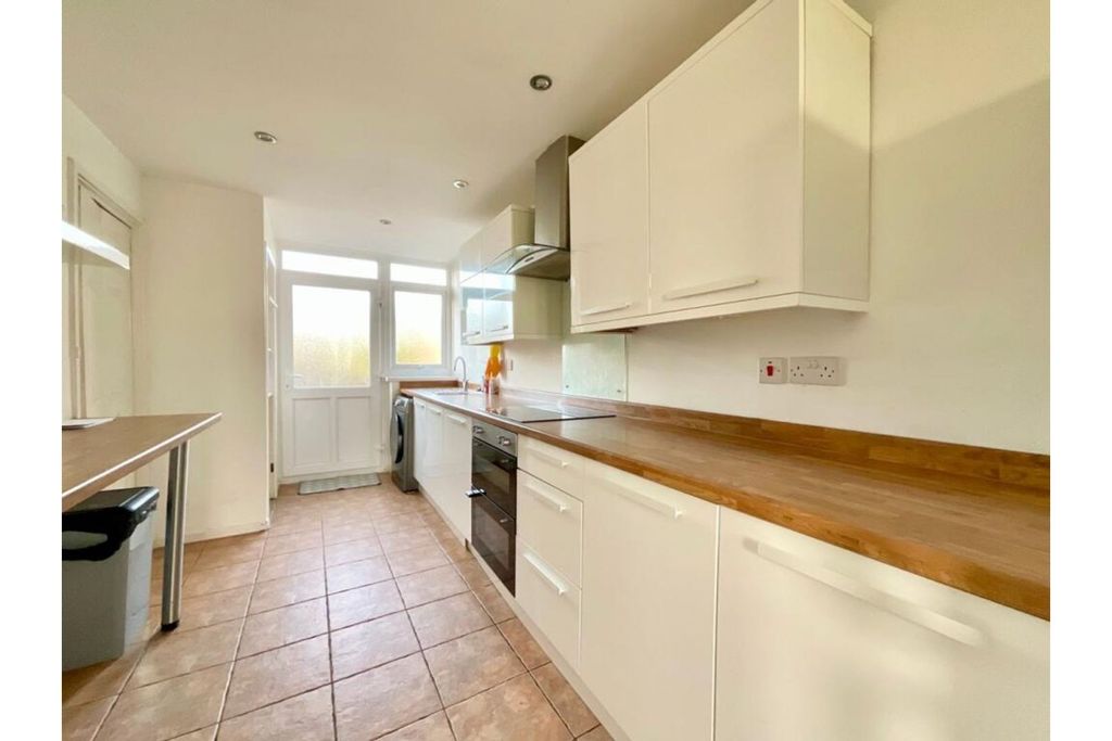 Additional image 3 of 3 bed end terrace house to rentWelland Crescent, Newport NP20