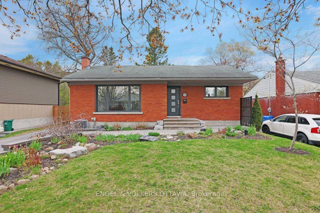 968 Arkell Street, Ottawa, ON, K2B 5R3