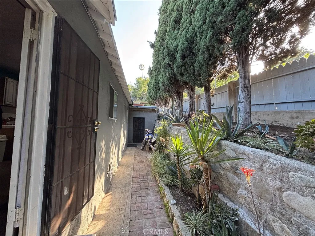 Additional image 25 of 4422 Topaz Street, Los Angeles, CA 90032