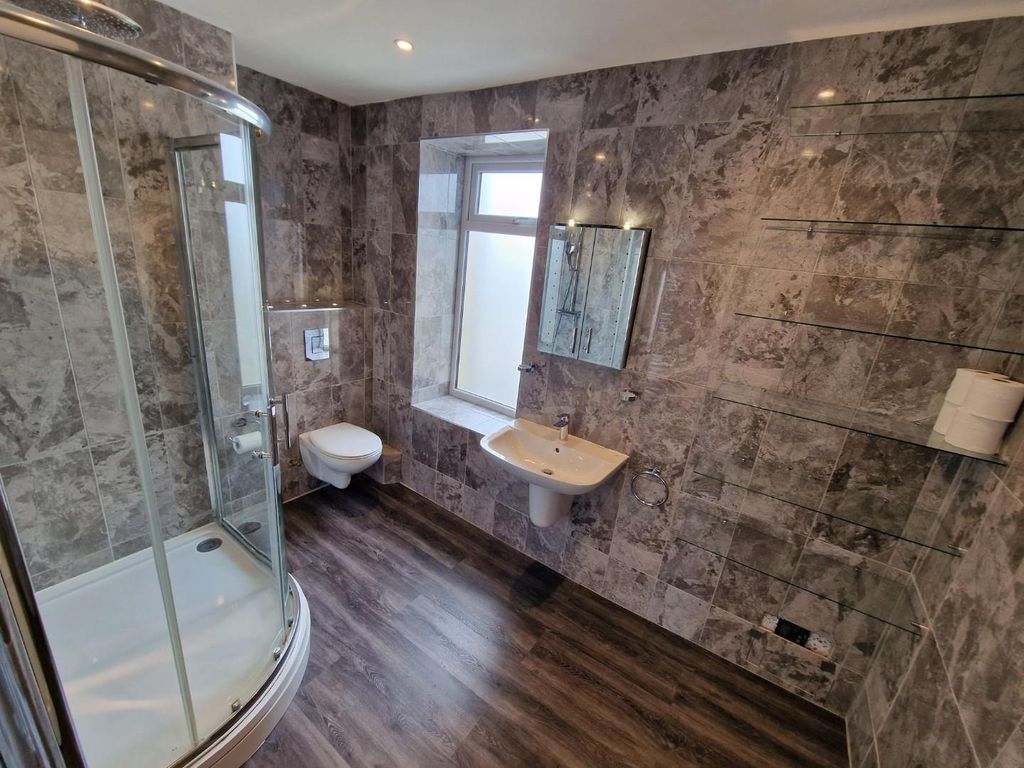 Additional image 6 of 2 bed flat to rentArcot Street, Penarth CF64