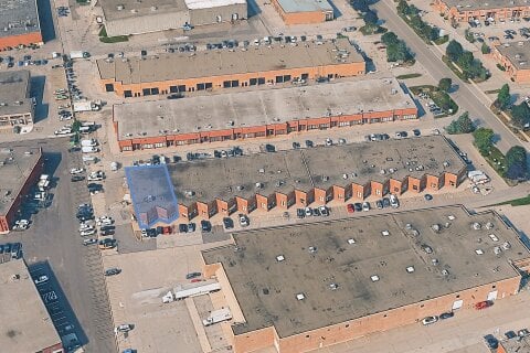 Additional image 2 of 16-17-133 Applewood Crescent, Vaughan, ON, L4K 4E4