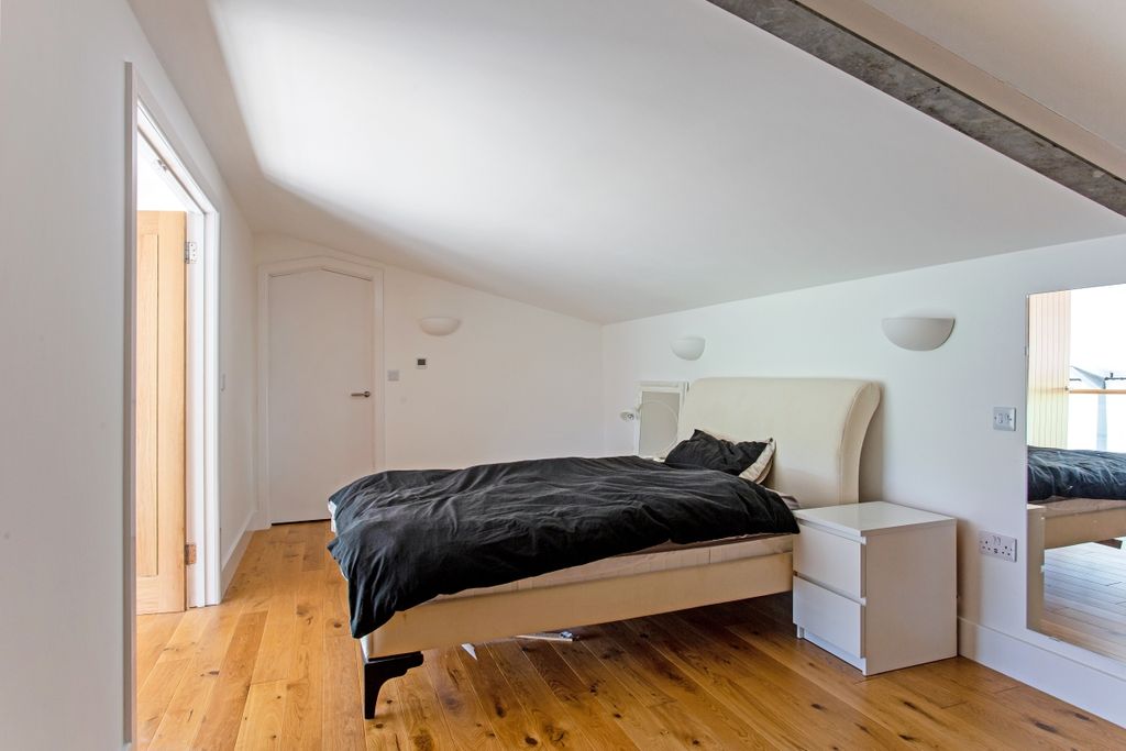 Additional image 11 of 5 bed barn conversion to rentEast Challow, Wantage OX12