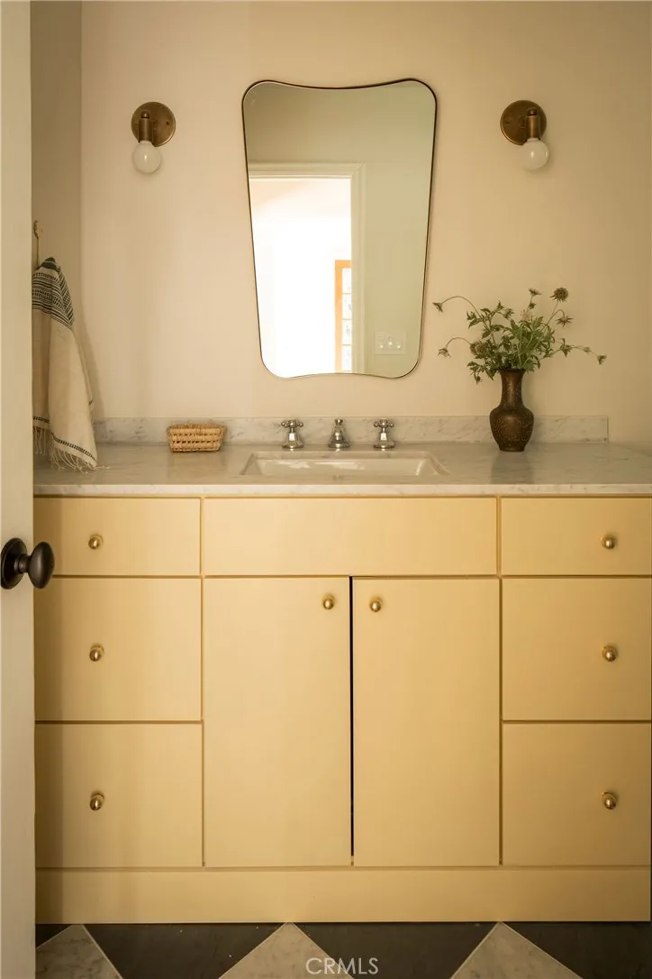 Additional image 72 of 1753 Redcliff Street, Los Angeles, CA 90026