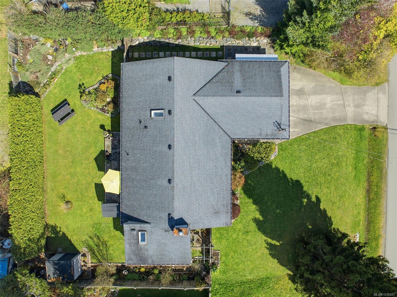 Additional image 3 of 6728 Eakin Drive, Sooke, BC, V9Z 0V4