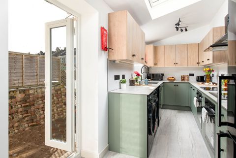 Avon Park Redfield Crofts End, Bristol BS5