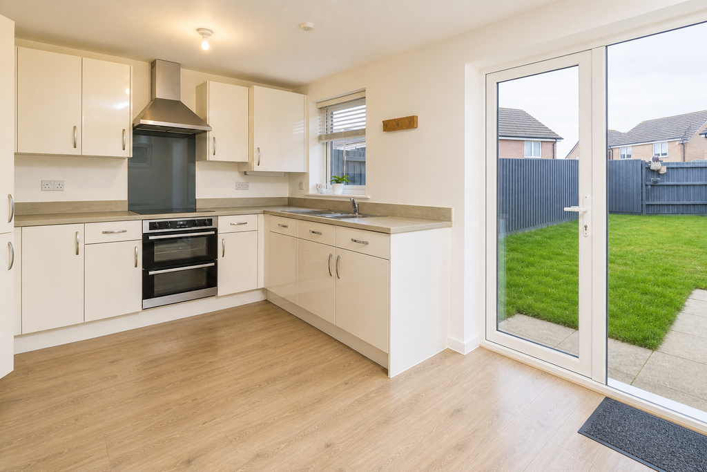 Additional image 8 of 3 bed semi-detached house to rentSiskin Grove, Leighton Buzzard LU7