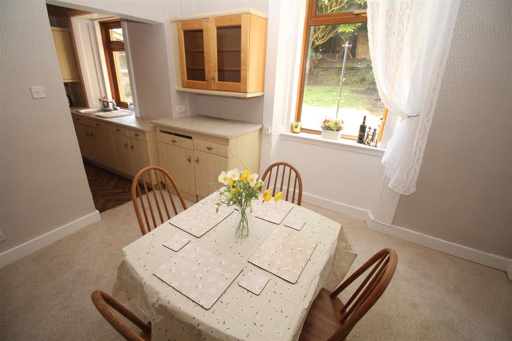 Additional image 8 of 4 bed flat for saleEldon Street, Greenock PA16