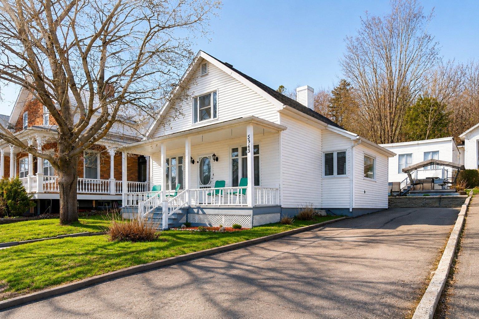 5343 Av. Royale