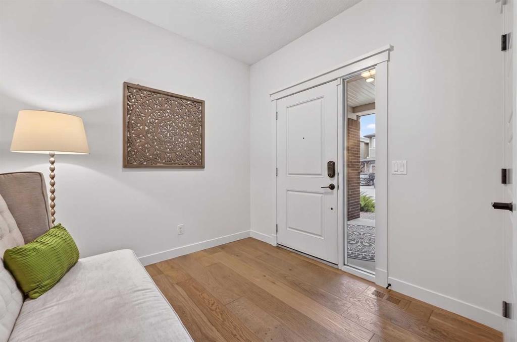 Additional image 5 of 19 Cranbrook Crescent SE, Calgary, AB, T3M 3L5