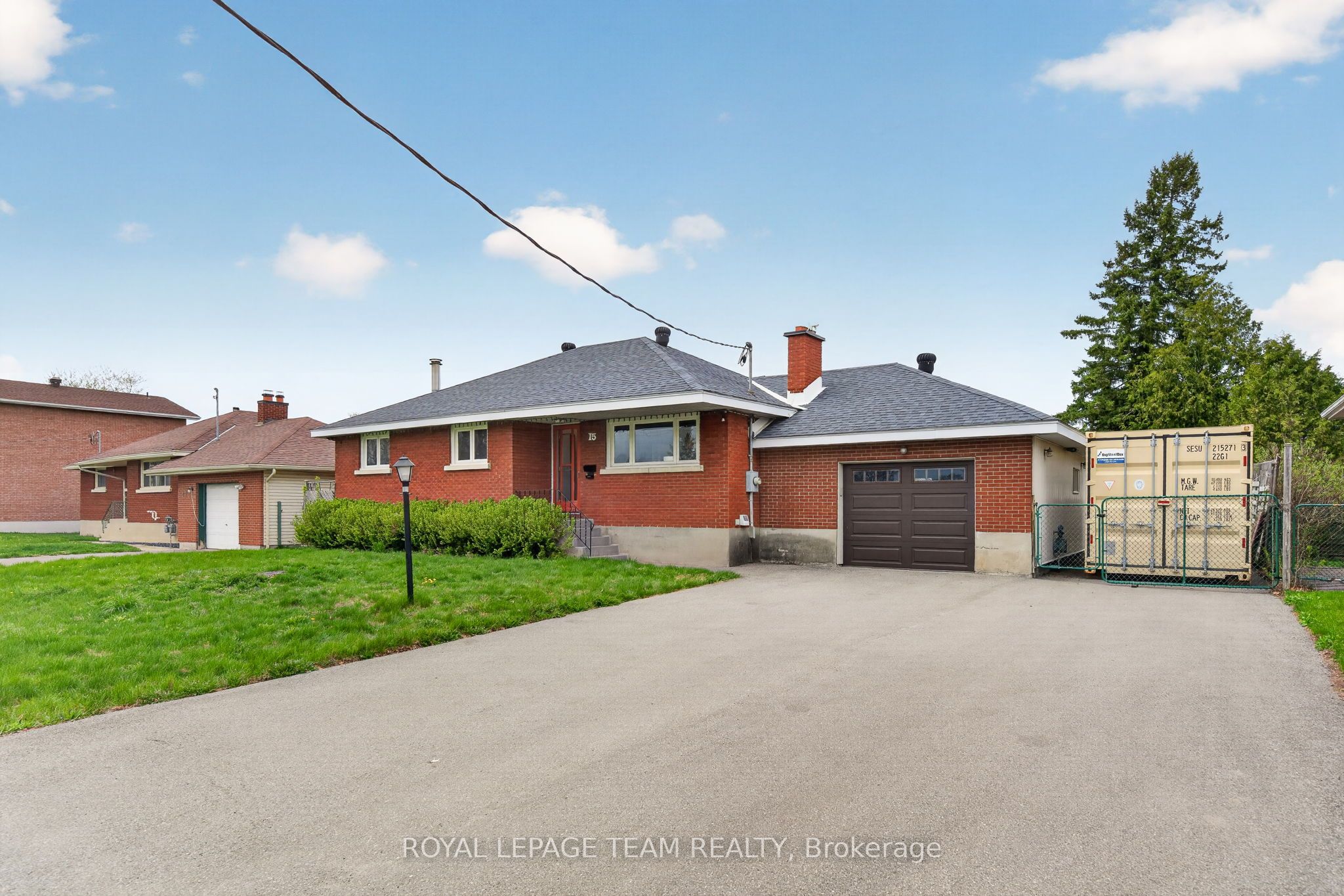 Additional image 2 of 15 Donna Street, Ottawa, ON, K2G 2V5