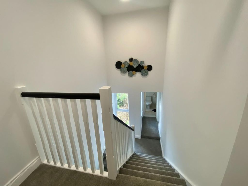 Additional image 7 of 5 bed town house to rentEbrington Terrace, Londonderry BT47
