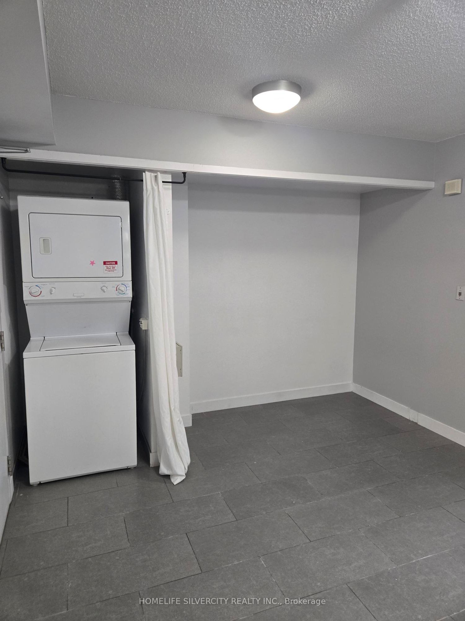 Additional image 4 of 327-15 Brunel Court, Toronto, ON, M5V 3Y6