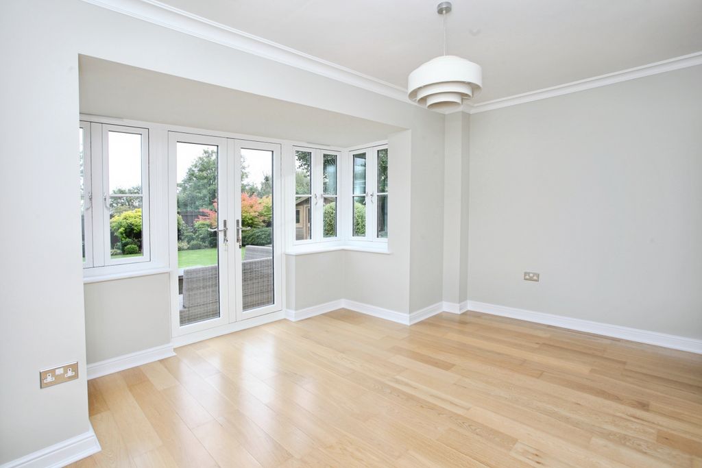 Additional image 11 of 5 bed detached house for saleMons Close, Newport NP20
