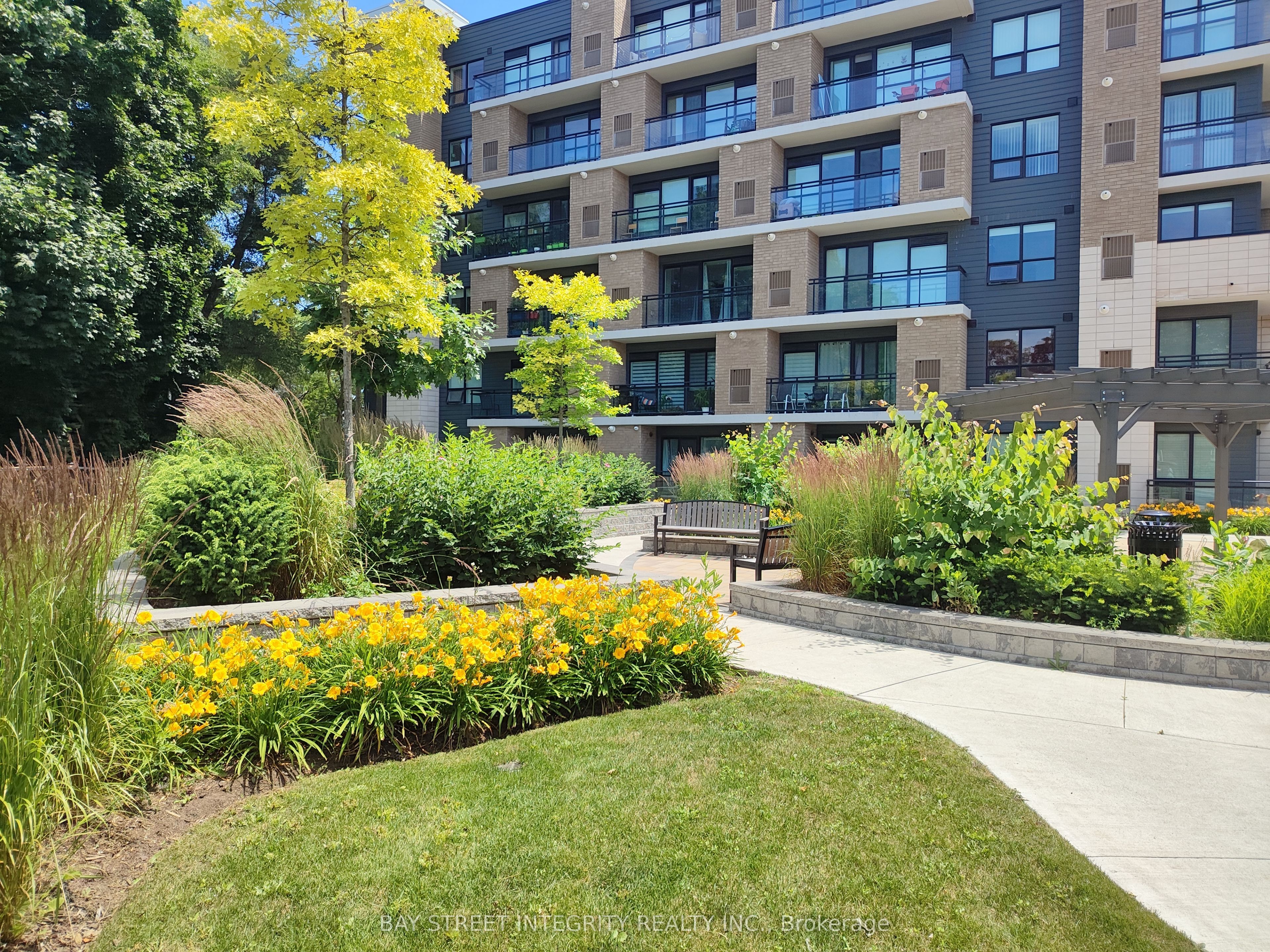 Additional image 3 of 201-1 Falaise Road, Toronto, ON, M1E 0B9