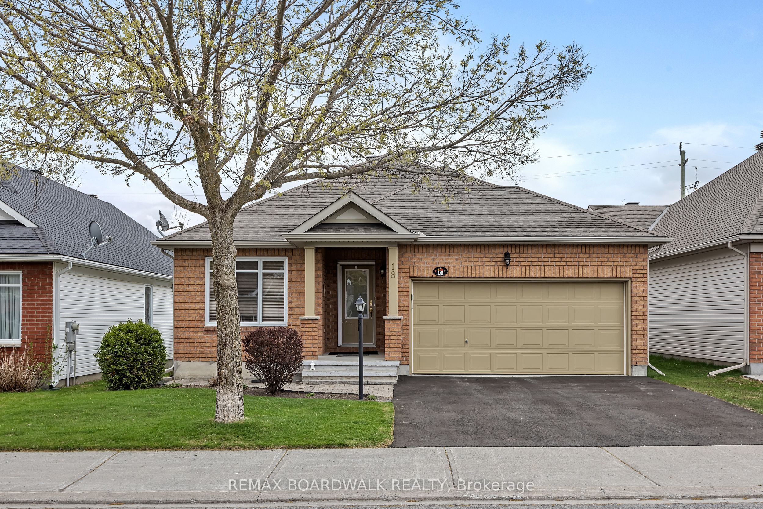 18 Fieldcrest Avenue, Ottawa, ON, K2J 4W7