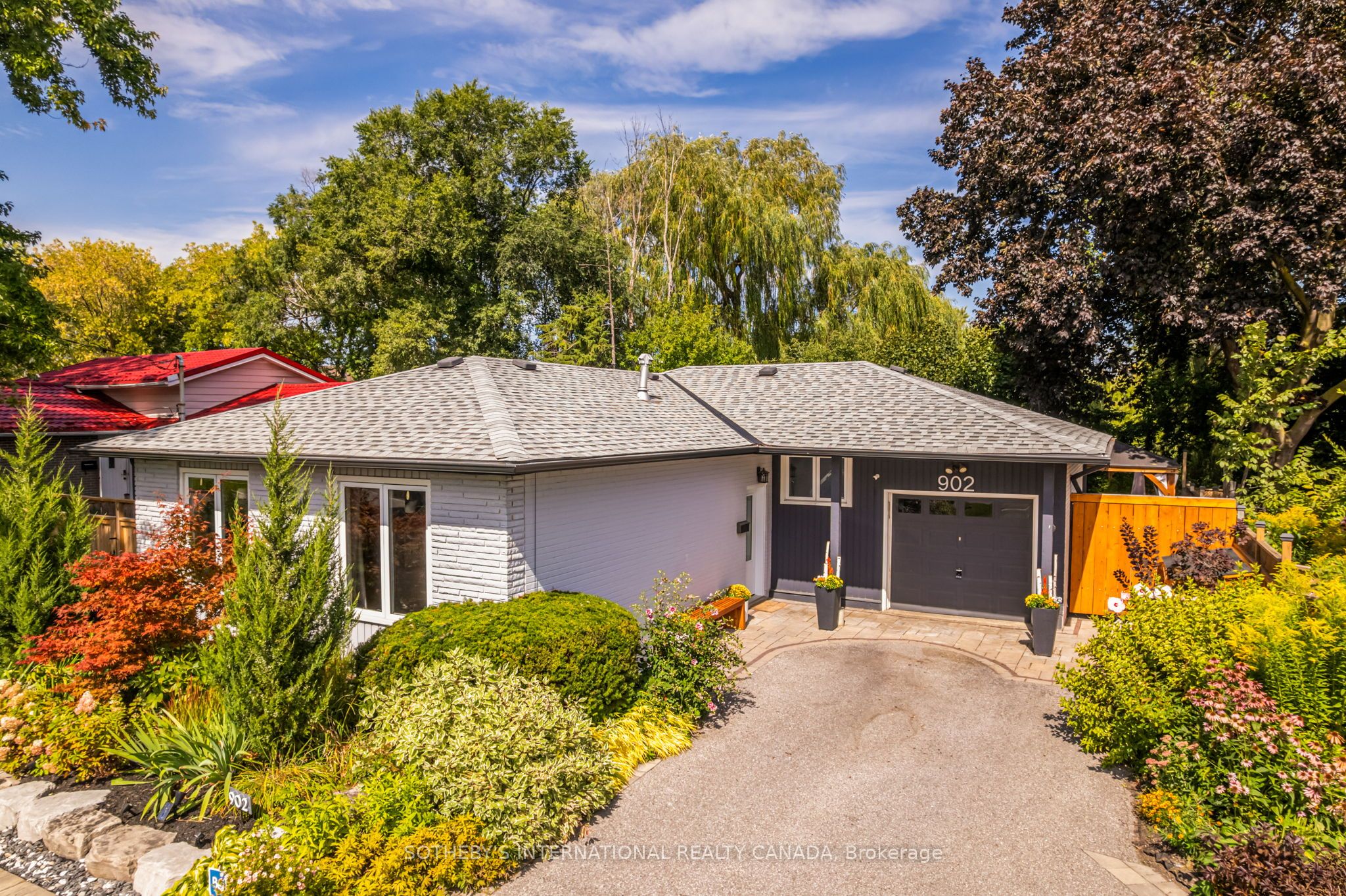 902 Vistula Drive, Pickering, ON, L1W 2L5