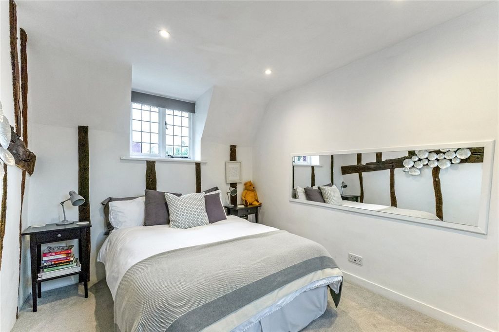 Additional image 25 of 5 bed detached house for saleChurch Road, Barton-Le-Clay, Bedford, Bedfordshire MK45