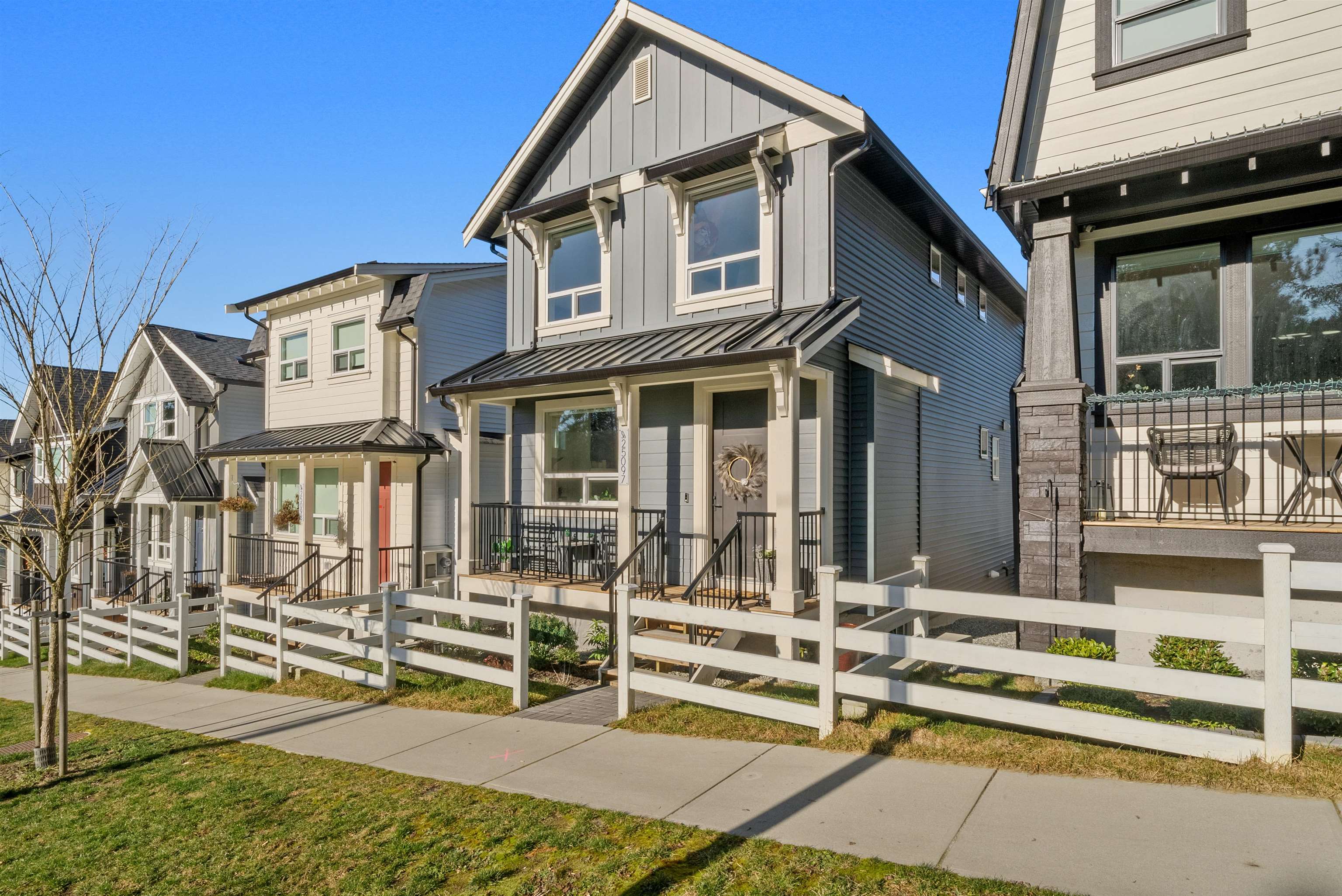 Additional image 2 of 25097 112 Avenue, Maple Ridge, BC, V2W 0K6
