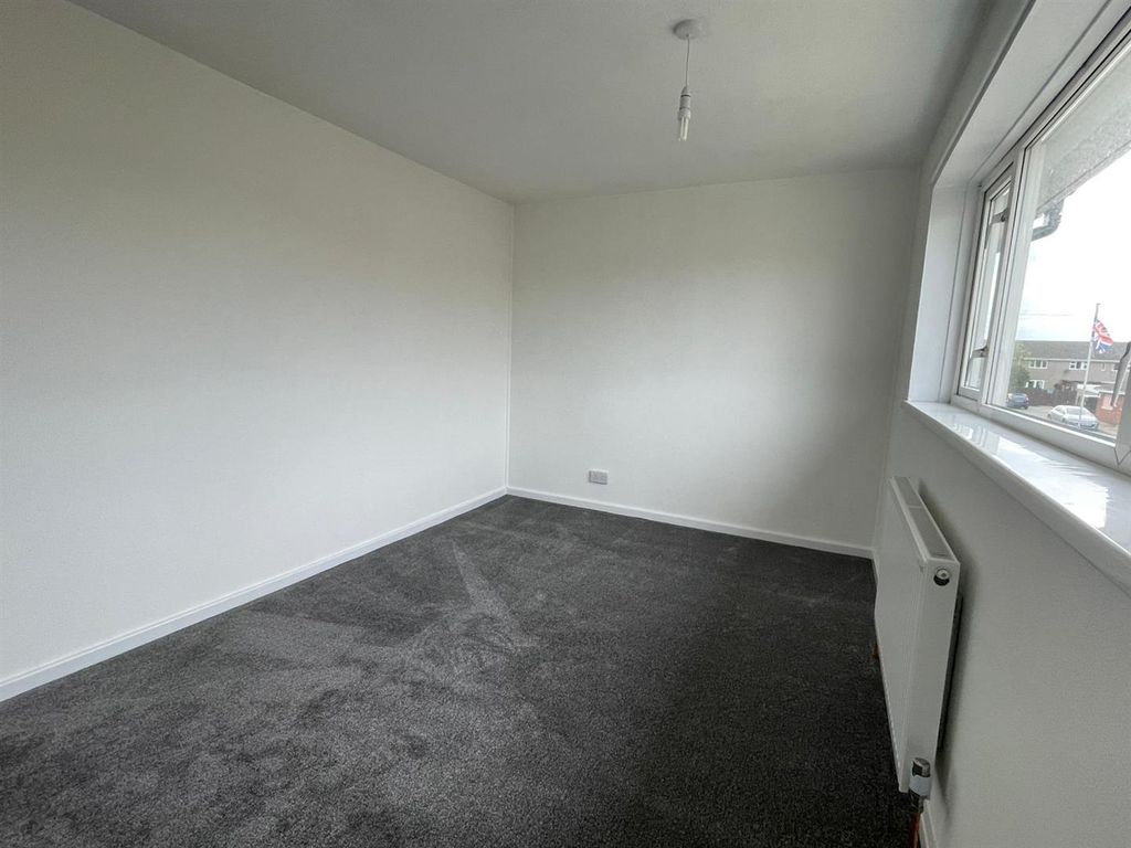 Additional image 12 of 3 bed terraced house to rentBader Close, Grimsby DN37