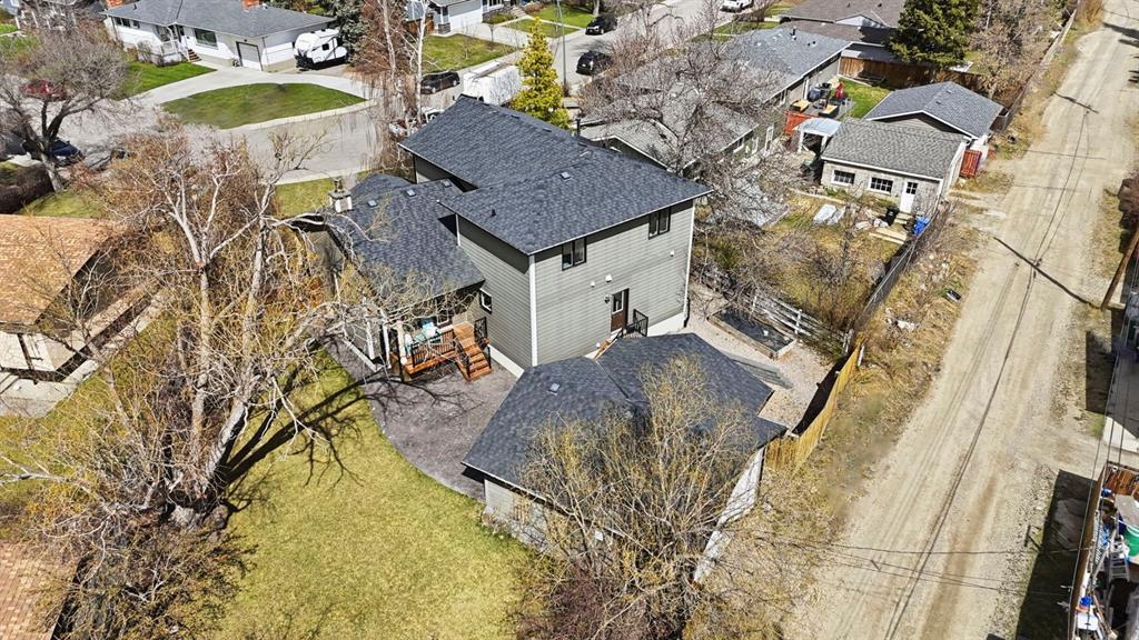 Additional image 3 of 29 Winchester Crescent SW, Calgary, AB, T3C 2T9