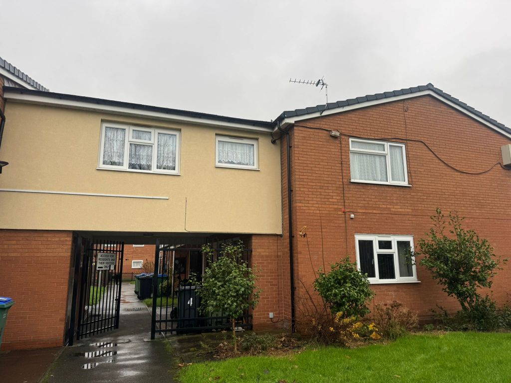 1 bed flat for saleOld Canal Walk, Tipton DY4