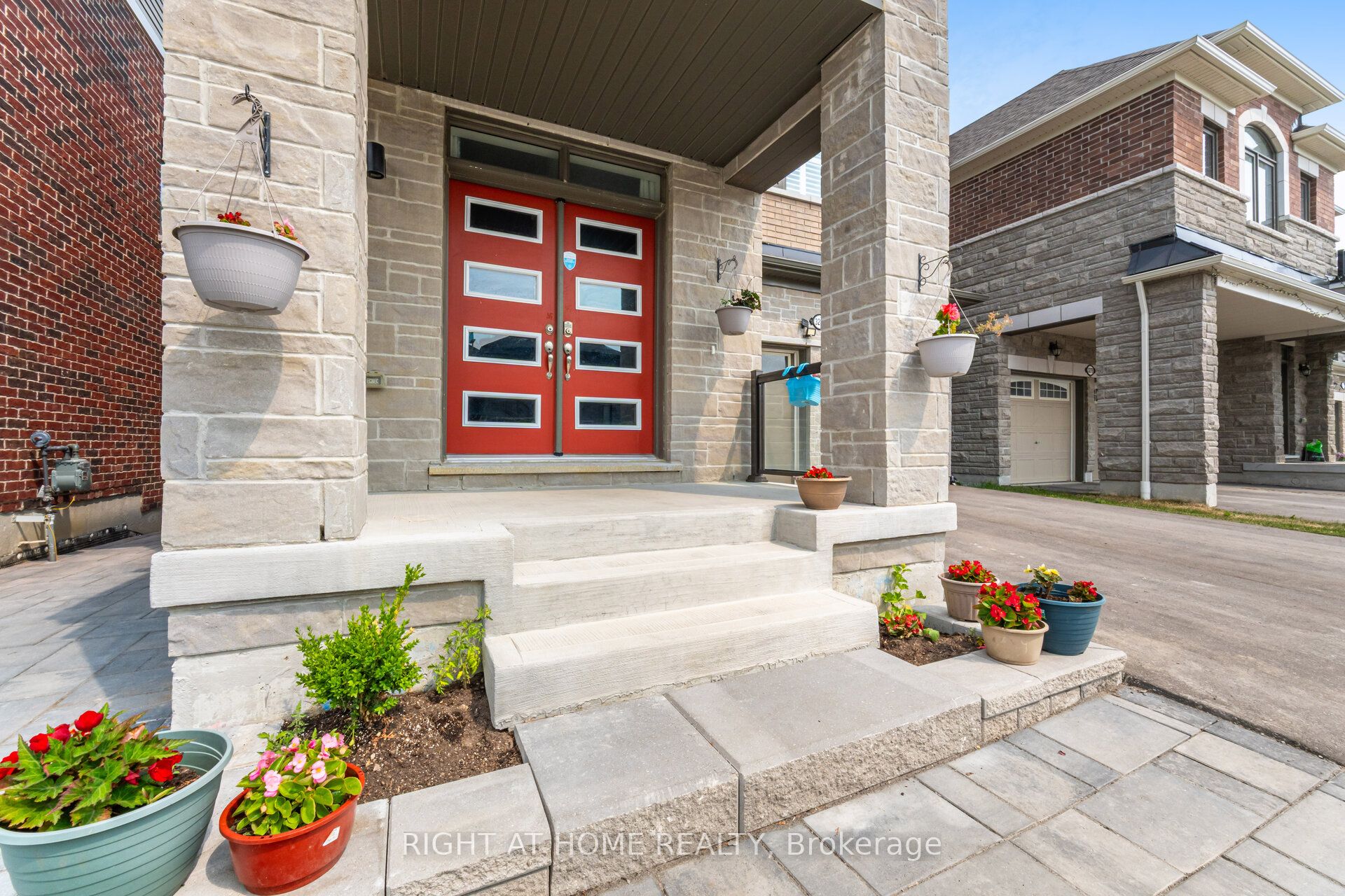 Additional image 2 of 3281 Turnstone Boulevard, Pickering, ON, L1X 0M9