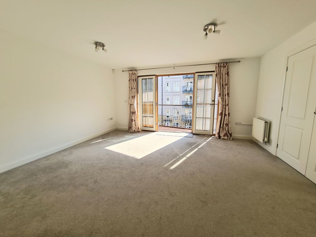 Additional image 5 of 2 bed flat to rentWaters Edge, Bristol BS20