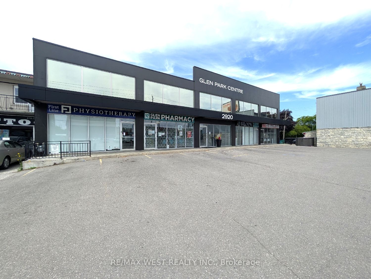 Additional image 6 of LL1-2920 Dufferin Street, Toronto, ON, M6B 3S8