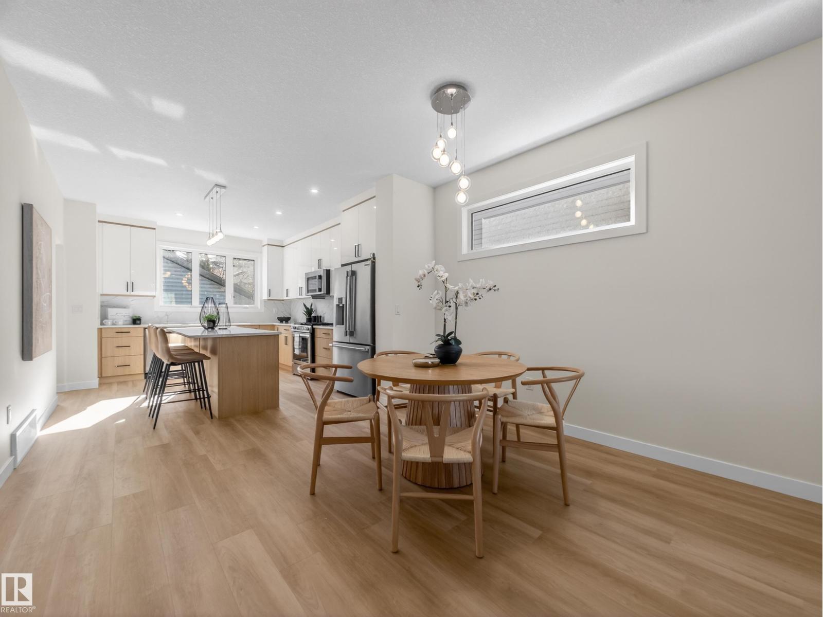 8713 149 Street NW, Edmonton, AB, T5R1B5