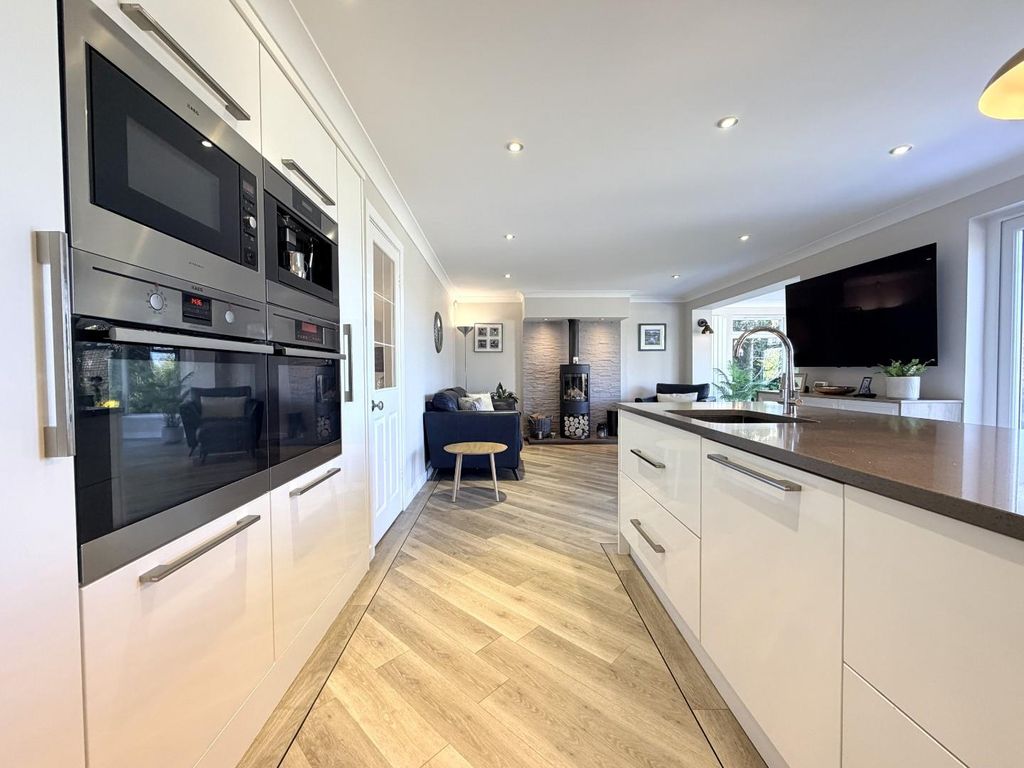 Additional image 21 of 5 bed detached house for saleParklands Way, West Park, Hartlepool TS26