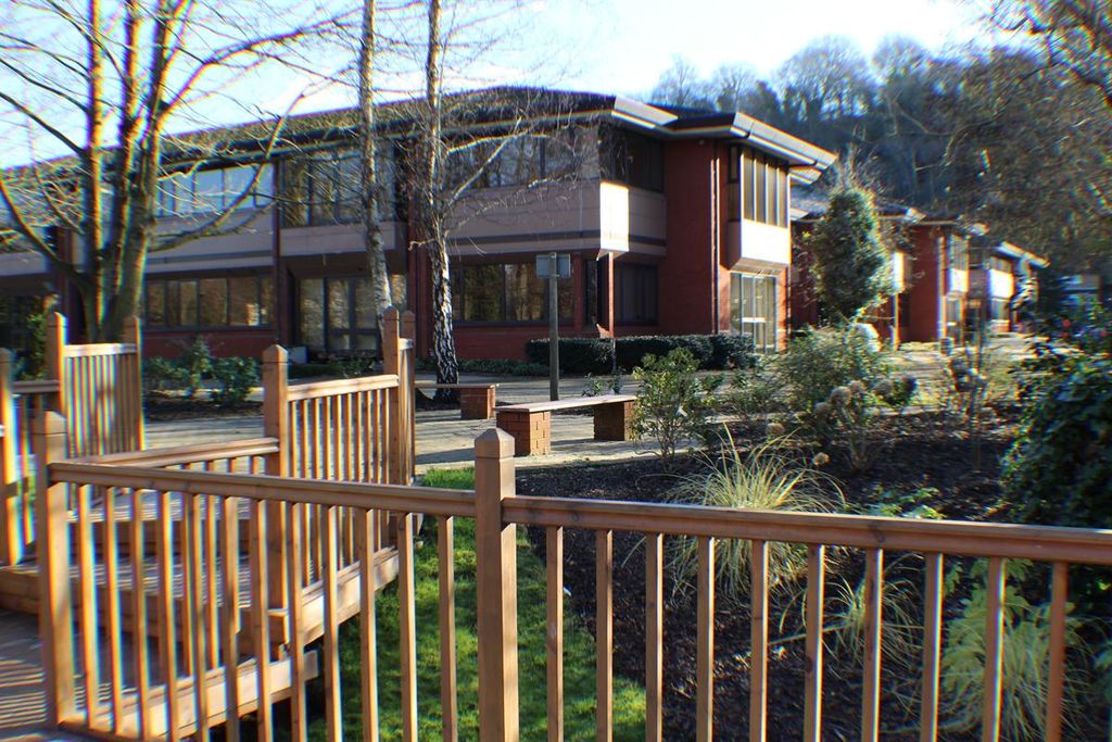 Additional image 13 of Studio to rent26 Weirview Place, Weyside Park, Godalming GU7