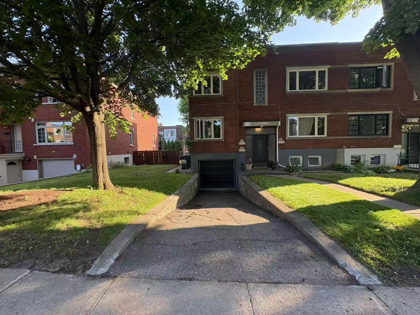 4972 Av. Westmore