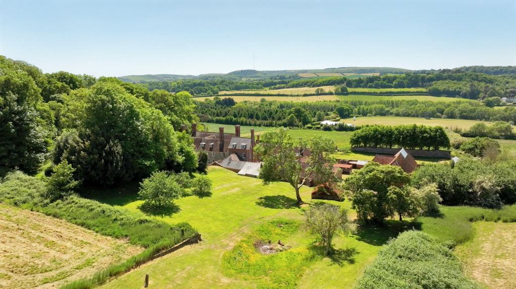 Additional image 4 of 8 bed detached house for saleBlackwater Road, Newport, Isle Of Wight PO30