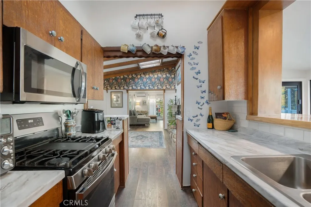 Additional image 54 of 3582 Elm Drive, Calabasas, CA 91302