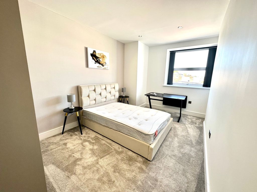 Additional image 9 of 2 bed flat to rentBuckingham House, Glovers Court, Preston, Lancashire PR1