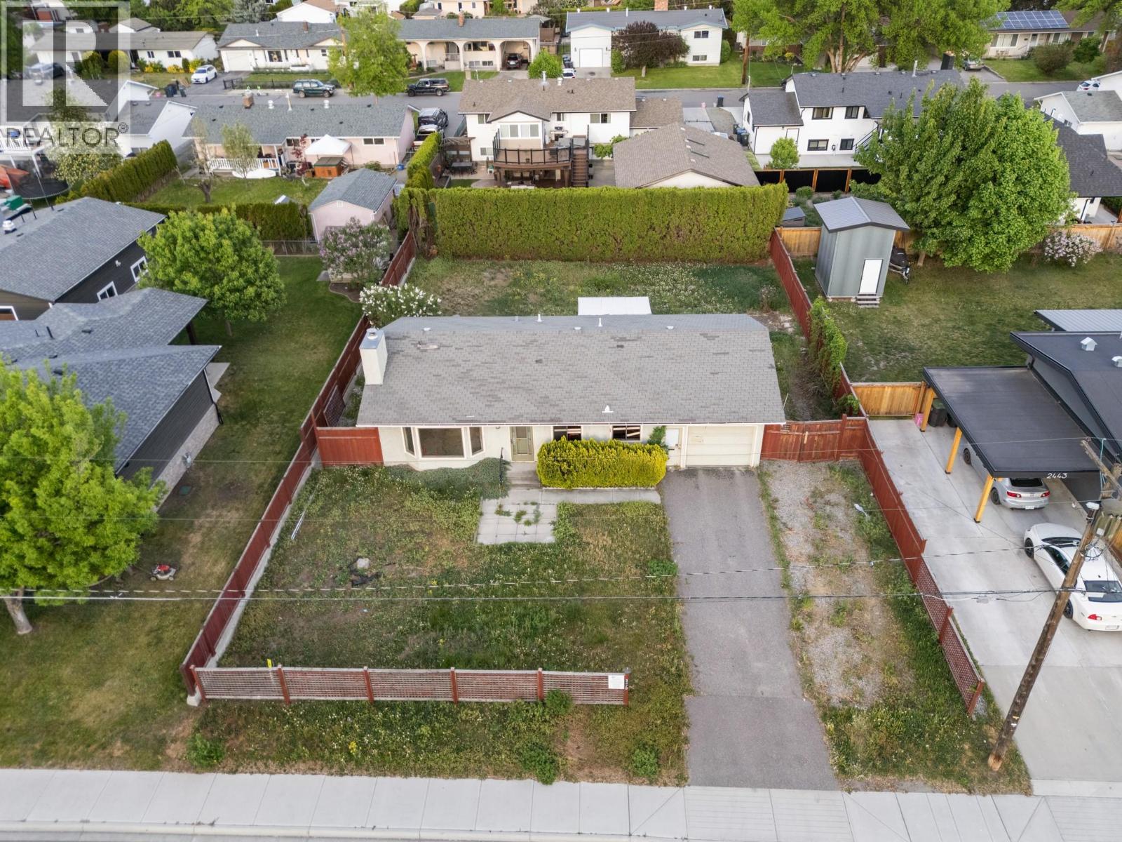 Additional image 3 of 2429 Ethel Street, Kelowna, BC, V1Y3A4