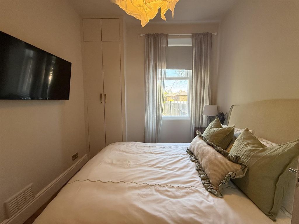 Additional image 17 of 2 bed flat for saleAnnan Road, Dumfries DG1