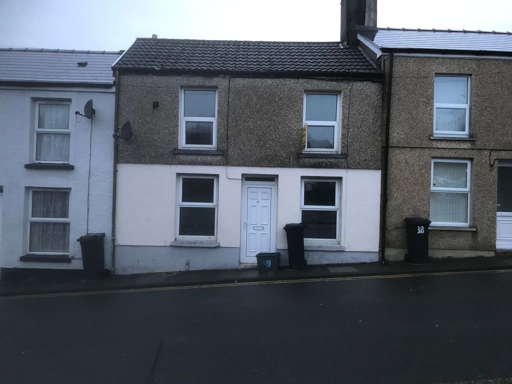 2 bed terraced house to rentVictoria Street, Dowlais CF48