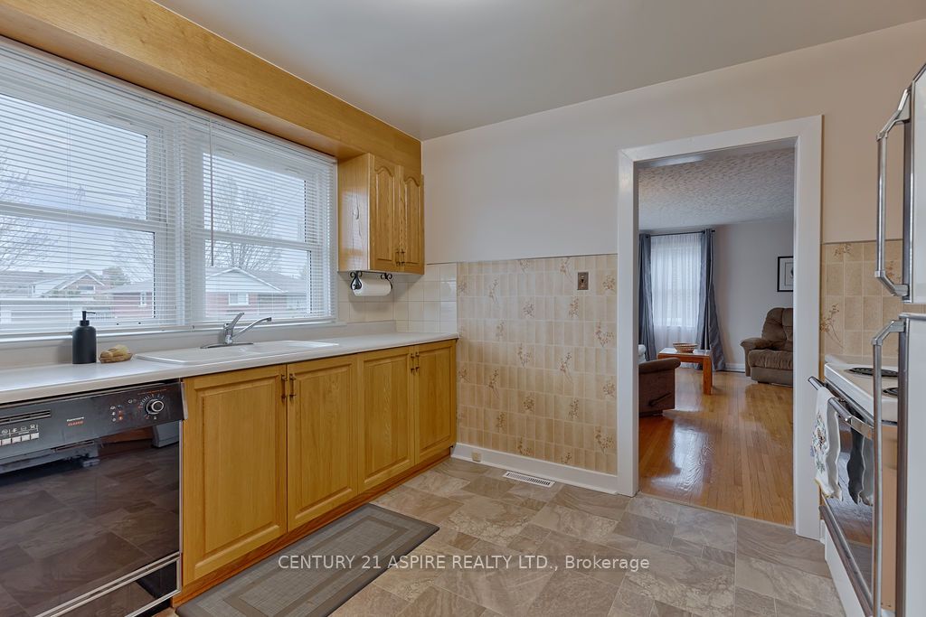 Additional image 2 of 504 Wilbert Street, Pembroke, ON, K8A 3G6