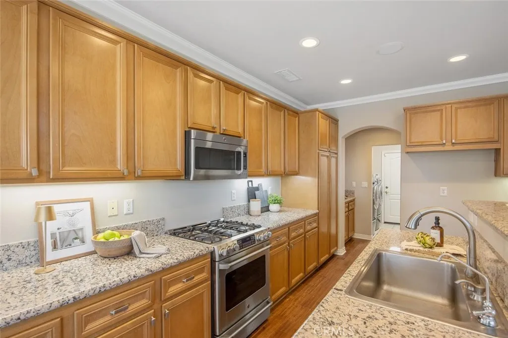 Additional image 86 of 26720 Via Colina, Valencia, CA 91381