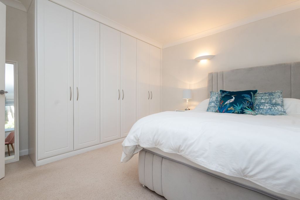 Additional image 13 of 3 bed flat to rentHarbour Watch, 391 Sandbanks Road, Poole BH14